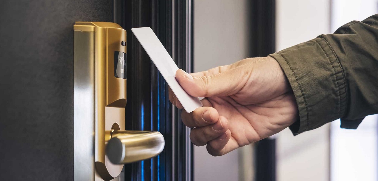 Гостиничные замки, системы доступа в номер